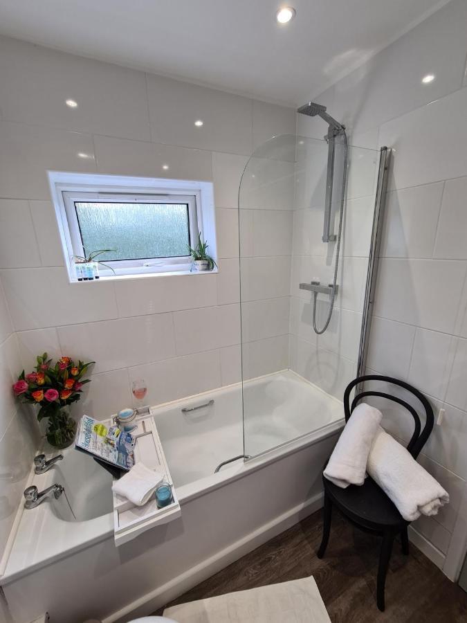 The Nook Villa Lichfield Eksteriør bilde